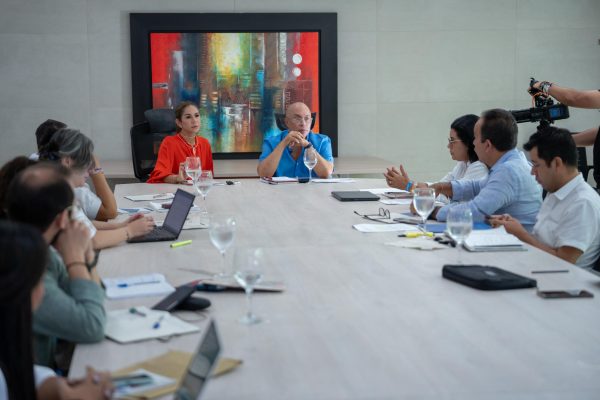 Del Cesar solicitan apoyo a Gustavo Petro.