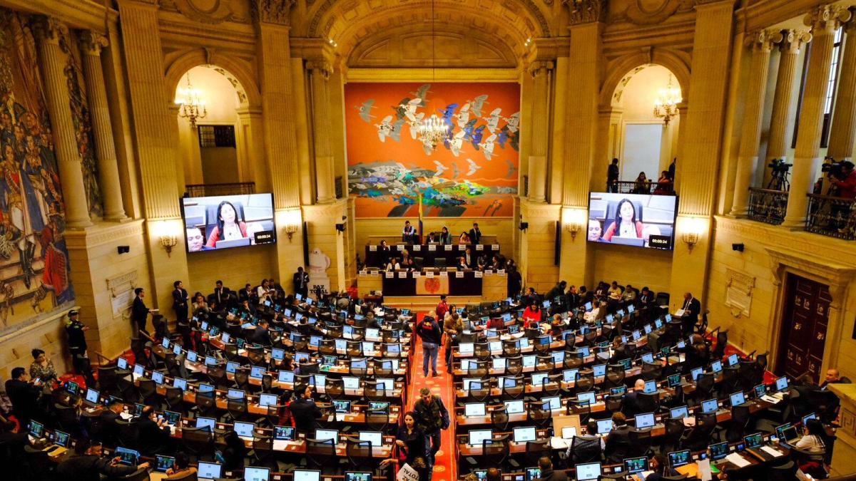 Reforma Laboral a conciliación en el congreso.