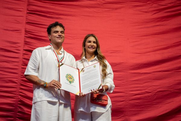 Silvestre Dangond es hijo adoptivo de La Paz.