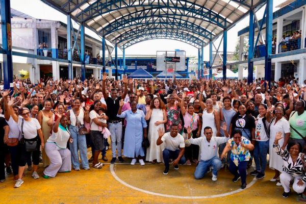 Aprueban Conpes para maestrías y doctorados.