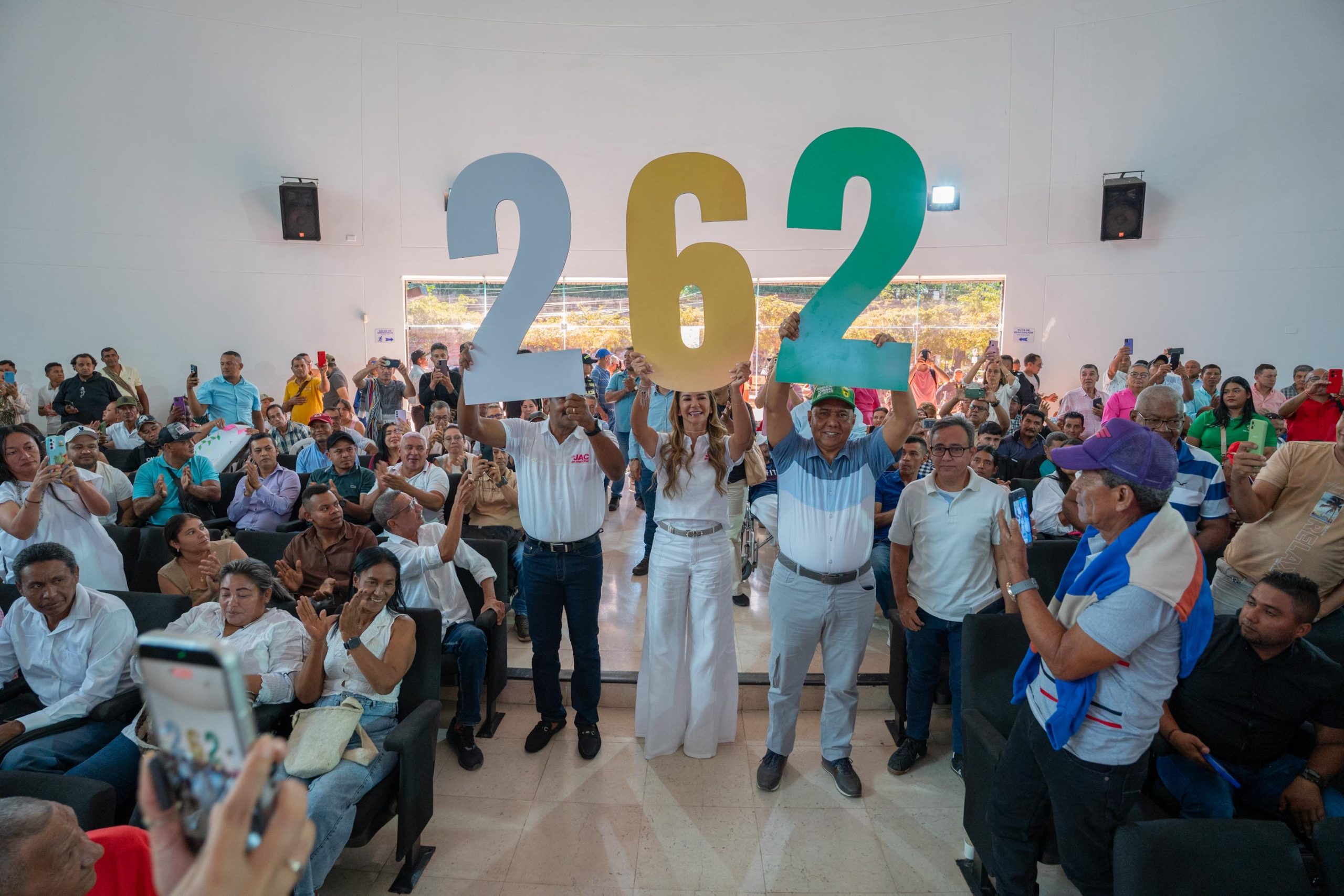 262 nuevas obras de Juntas de Acción Comunal.