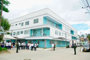 Fortalecimiento de la infraestructura hospitalaria pública.